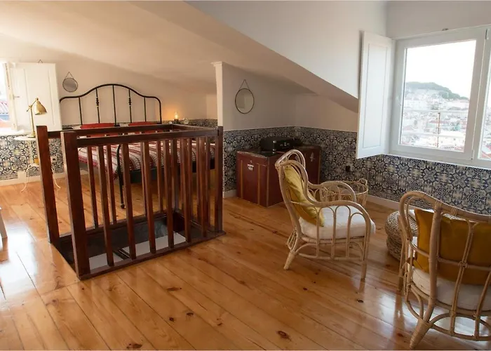 1br W/ Tagus View & Terrace | By Airnest *