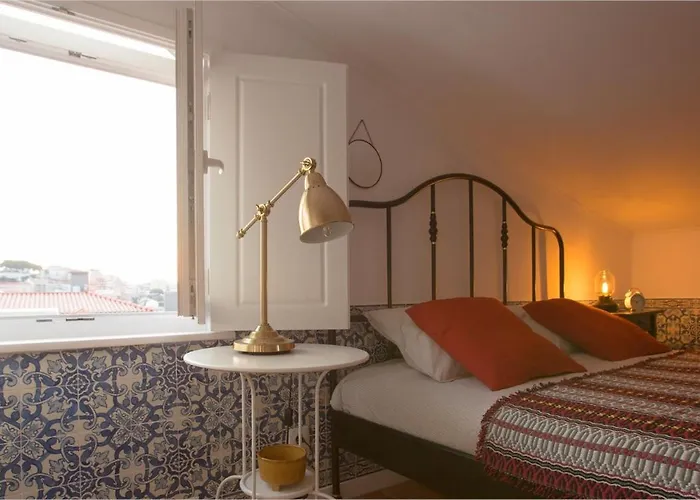 شقة 1br W/ Tagus View & Terrace | By Airnest Lisboa