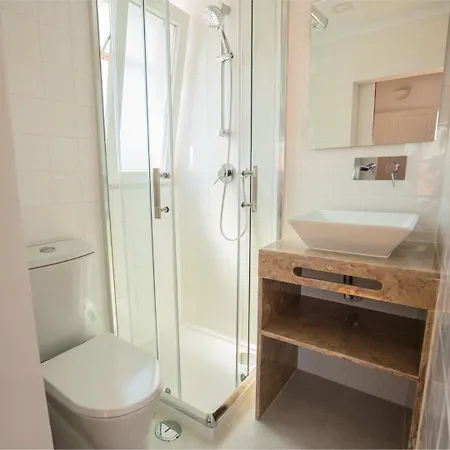 1br W/ Tagus View & Terrace | By Airnest شقة *