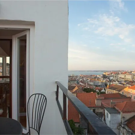 1br W/ Tagus View & Terrace | By Airnest شقة *